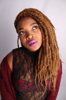 Xoli M